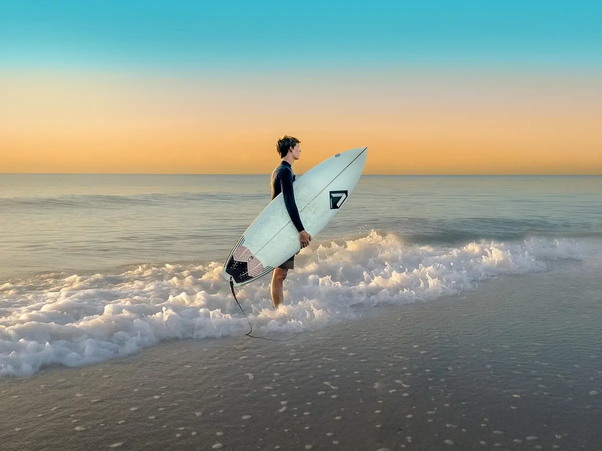 Wetsuit Thickness Guide for UK Kitesurfing: 3/2, 4/3, 5/4 and 6/5